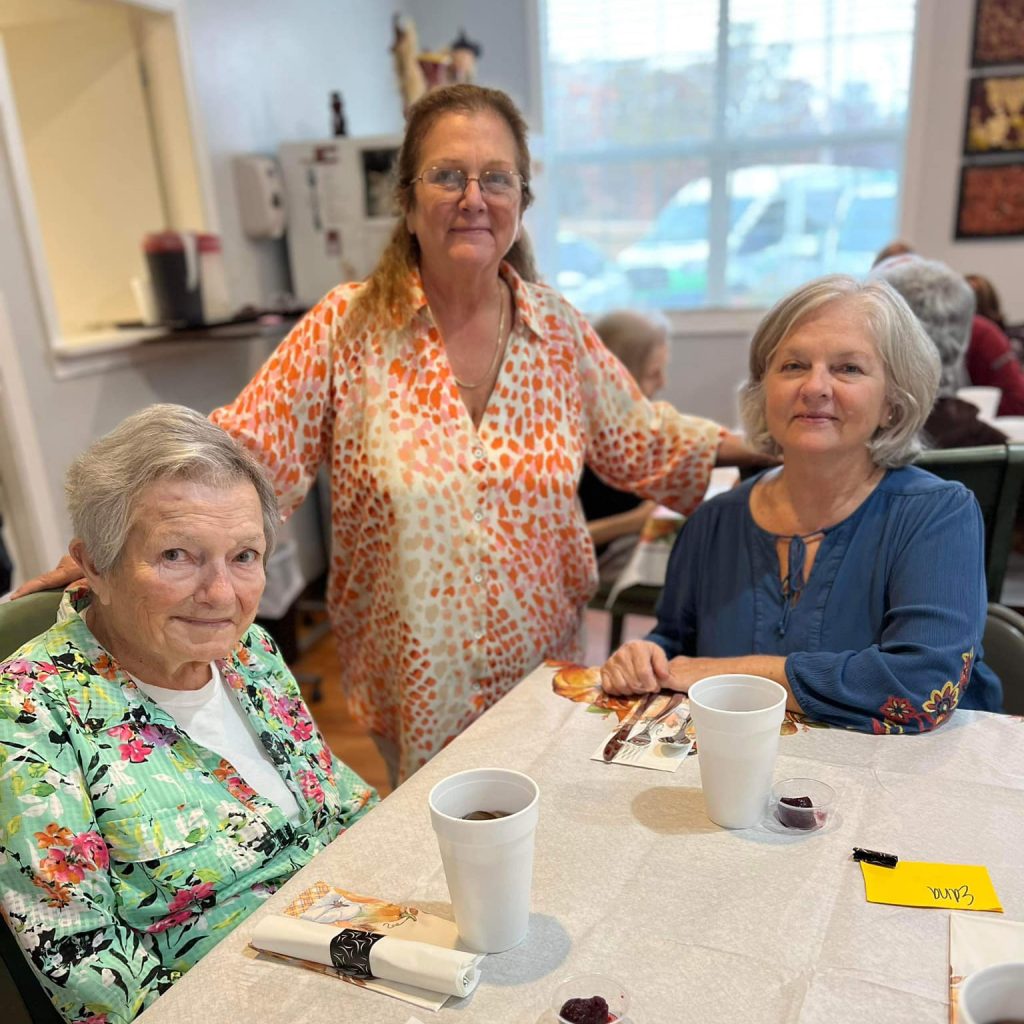 Dogwood Corinth Residents Lunch